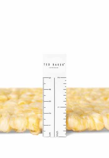 [106348_zoom2_behun.jpg]