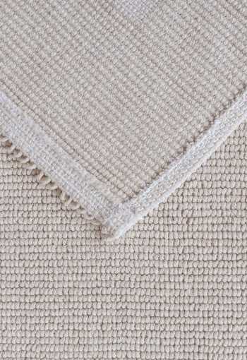 [tkany-koberec-origin-02-vvv-4.jpg]