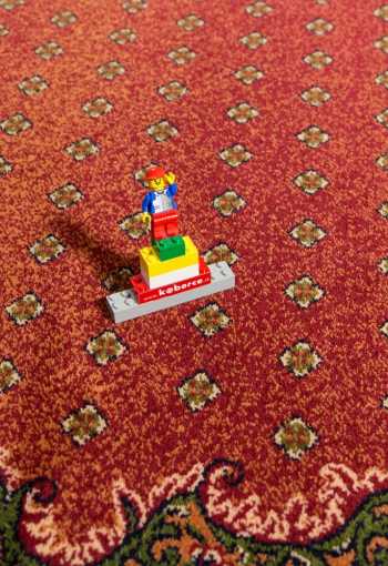 [kusovy_koberec_baron_burgund_4.jpg]