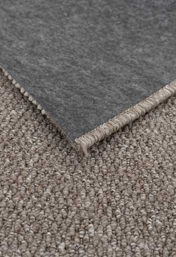 [behun-promenade-romano-hneda-8.jpg]