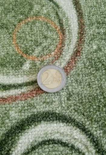 [koberec-drops-24-3.jpg]