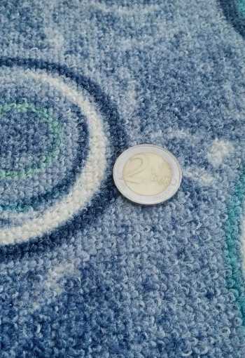 [koberec-drops-74-3.jpg]