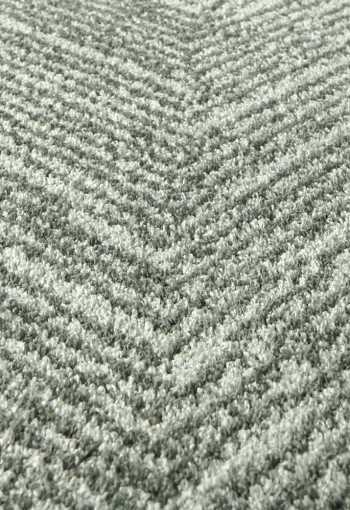 [play-63255970-06.jpg]