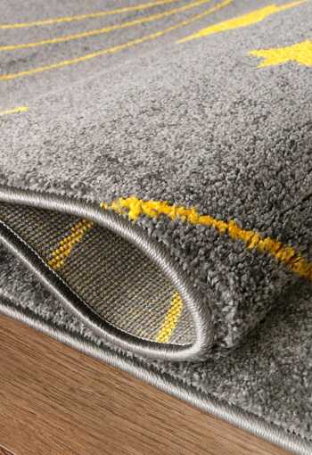 [playtime-0610a-yellow-05.jpg]