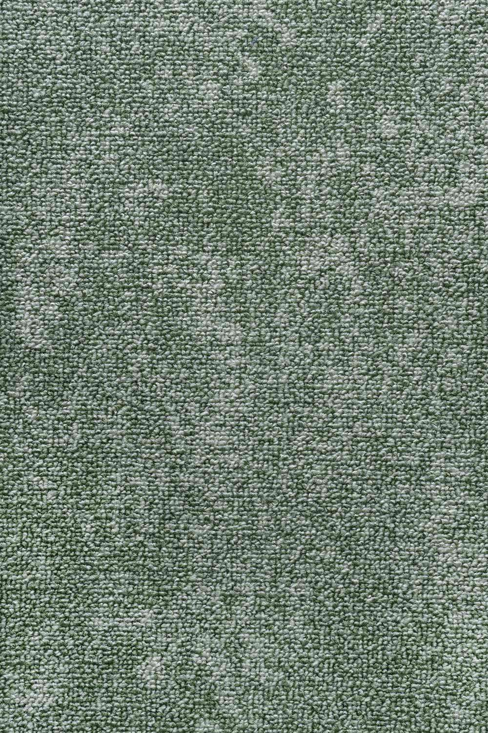 Metrážový koberec SPRY 24